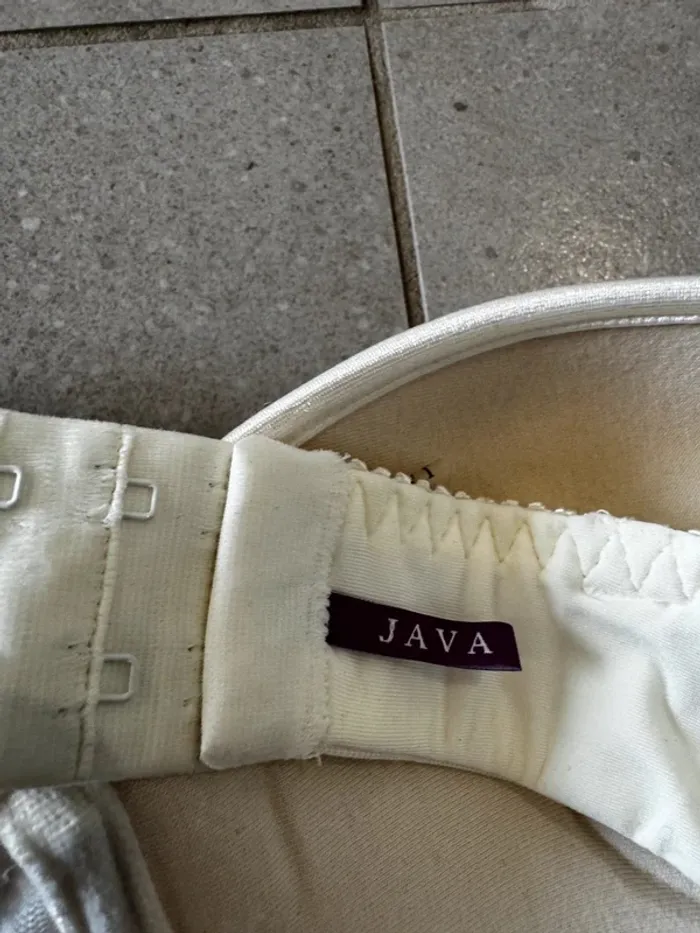 Soutien gorge Java, très bon état, taille 90C - photo numéro 4