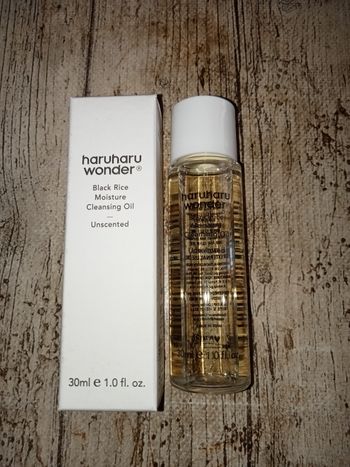 Haruharu Wonder Black Rice Moisture Cleansing oil