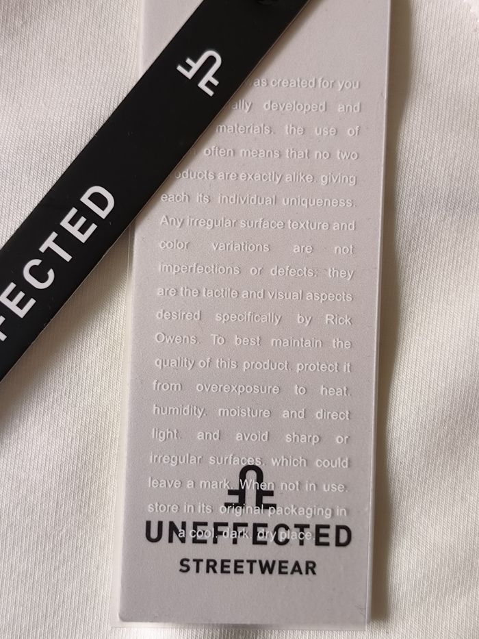 T-Shirt Uneffected - photo numéro 5