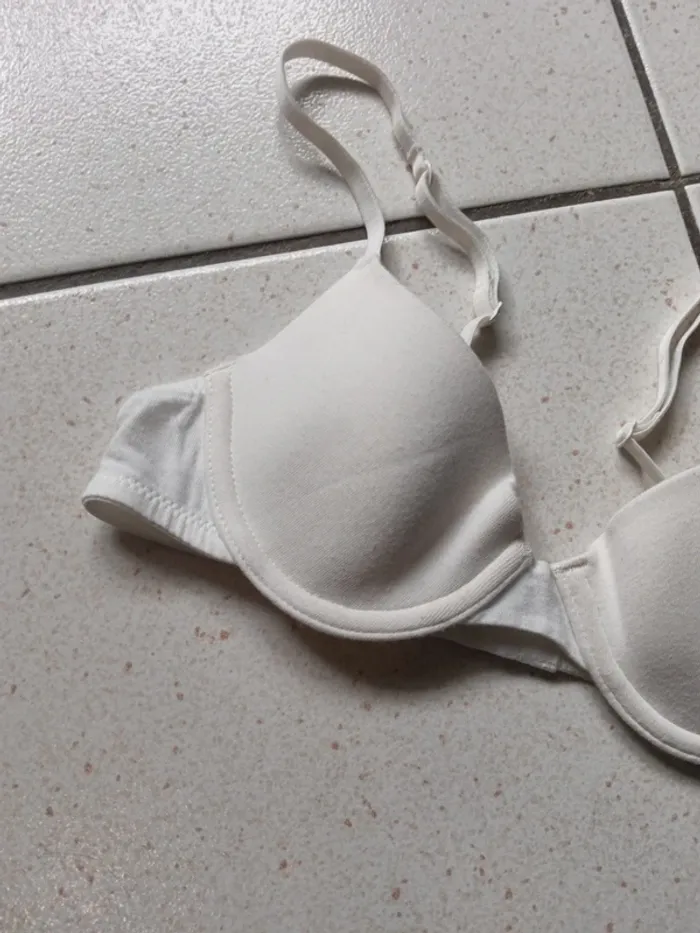 Soutien gorge 80a - photo numéro 2
