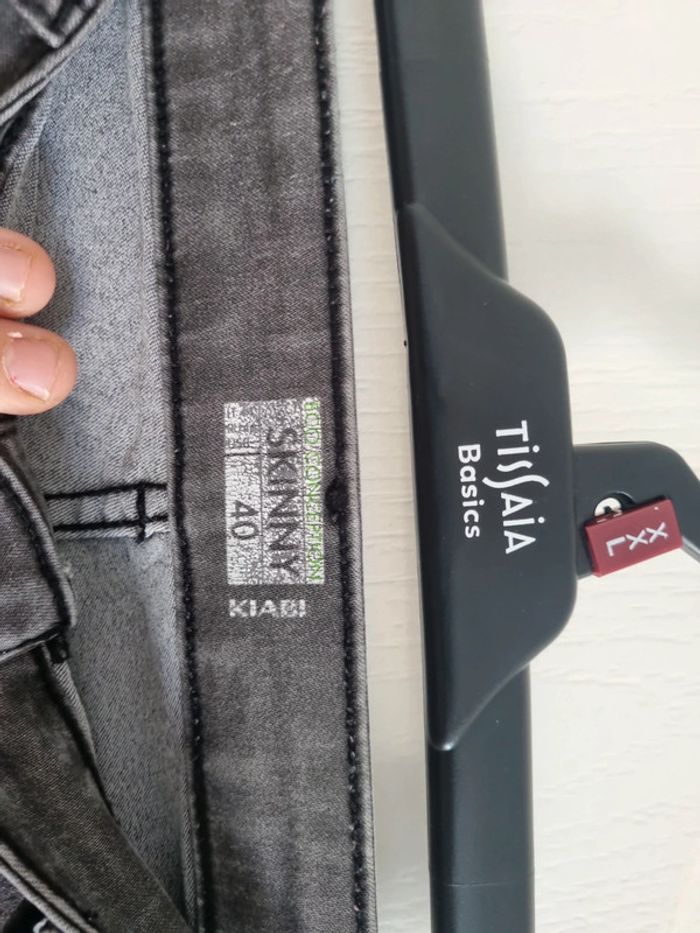 Jean t40 - photo numéro 3