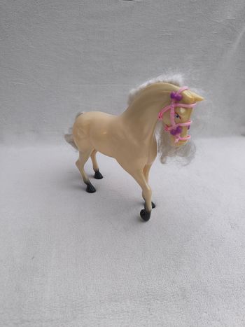 Cheval Barbie
