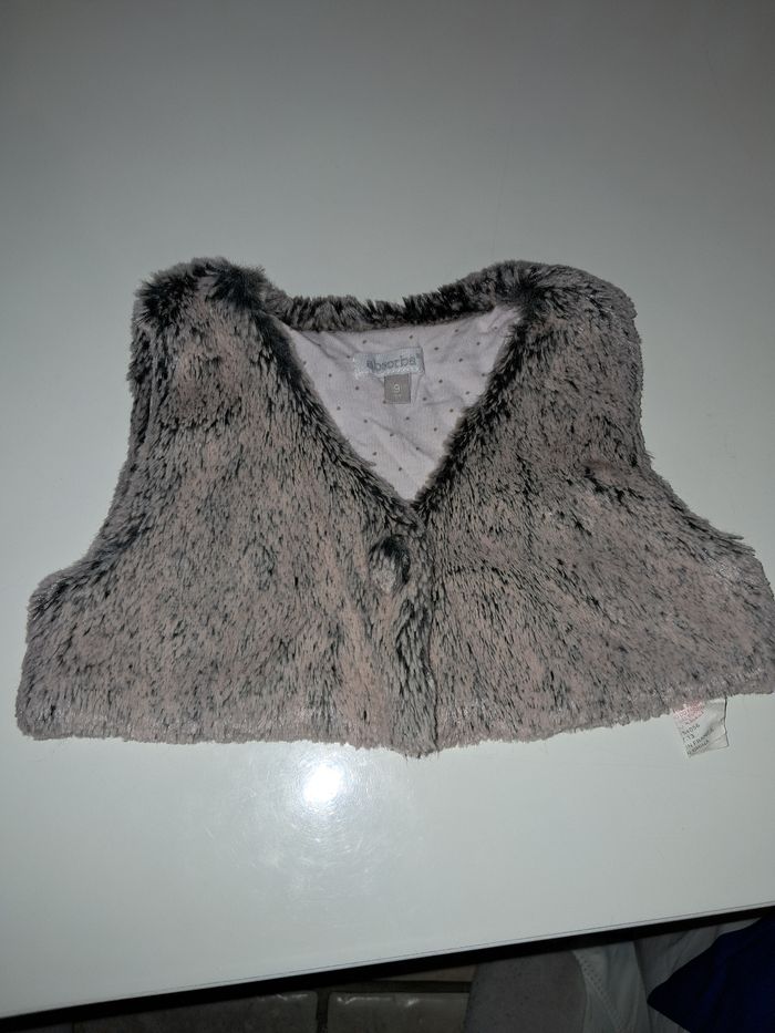 Petit gilet pour bébé