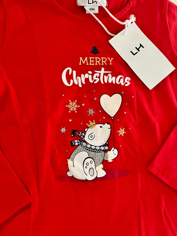 Pyjama de Noël neuf 5 ans - photo numéro 2