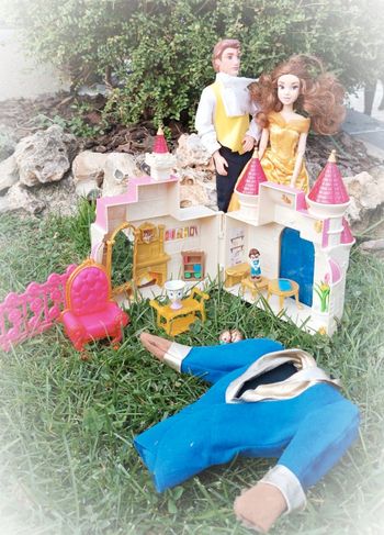 Château castle Disney beauty beast belle princesse little poupée doll barbie petite maison animator