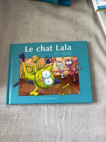Le chat lala