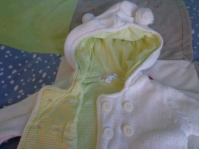 Gilet épais ourson Kiabi 1 mois - photo numéro 2