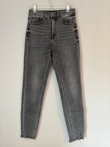Jeans skinny gris 