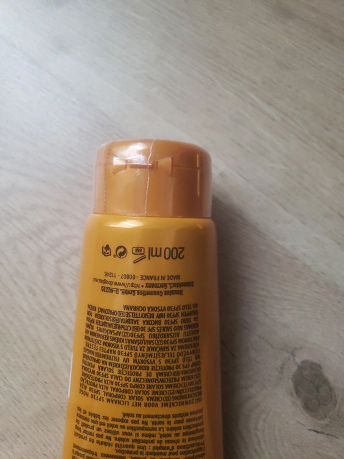 Produit solaire Douglas Sun - photo numéro 4