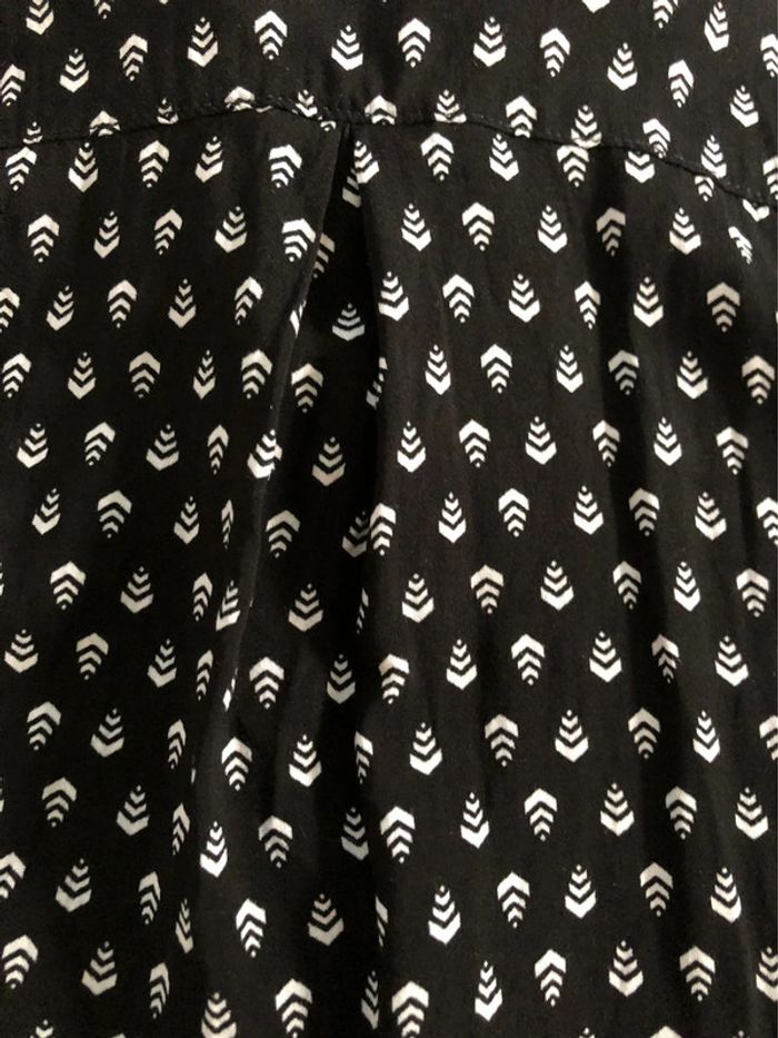 AN129- Blouse noire motifs blancs T 48 (46) NEUVE - photo numéro 12