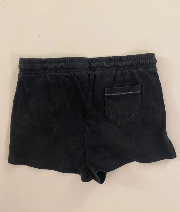 Lot 3 shorts et 2 débardeurs Taille 8 ans - photo numéro 5