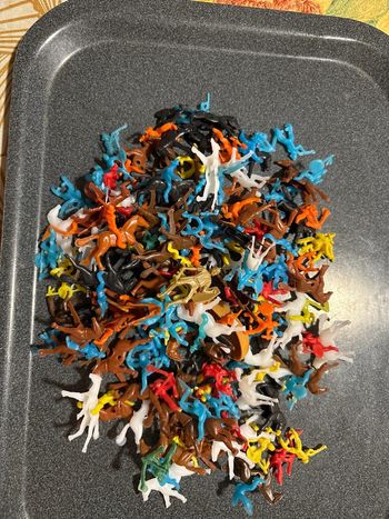 Vintage 1950s Lot of Plastic Cowboy Indians w/ 12 Horses and Fences Western Toys