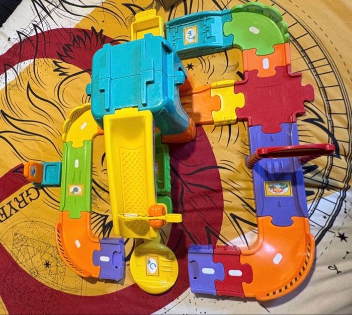 Circuit et voiture tut tut bolide - photo numéro 5