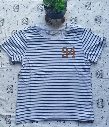 Tee-shirt H&M taille 5 ans
