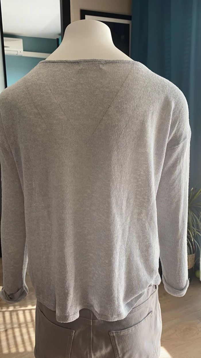 Pull gris et fushia - photo numéro 2