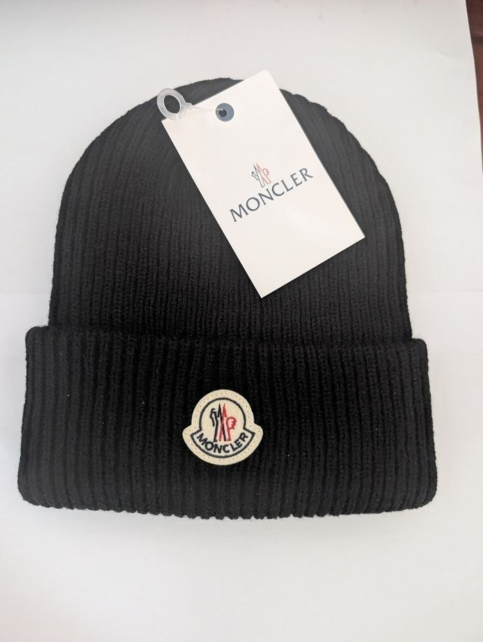 Bonnet noir moncler taille unique neuf