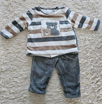 Tenue très chaude 6 mois