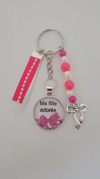 Cadeau ma fille,porte clé message bijoux de sac " ma fille adorée "