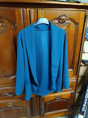 Ensemble pantalon et cardigan 