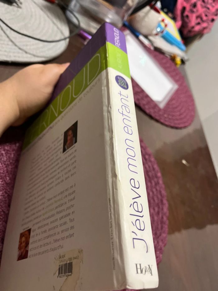 Livre j’élève mon enfant - photo numéro 3