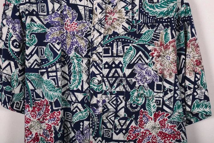 Chemise Hawaïenne vintage 90's en coton léger motif tribal (#250023) - photo numéro 5
