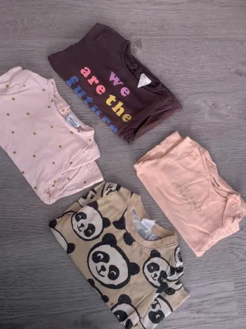 Lot de 4 t-shirts manches longues fille 6 mois