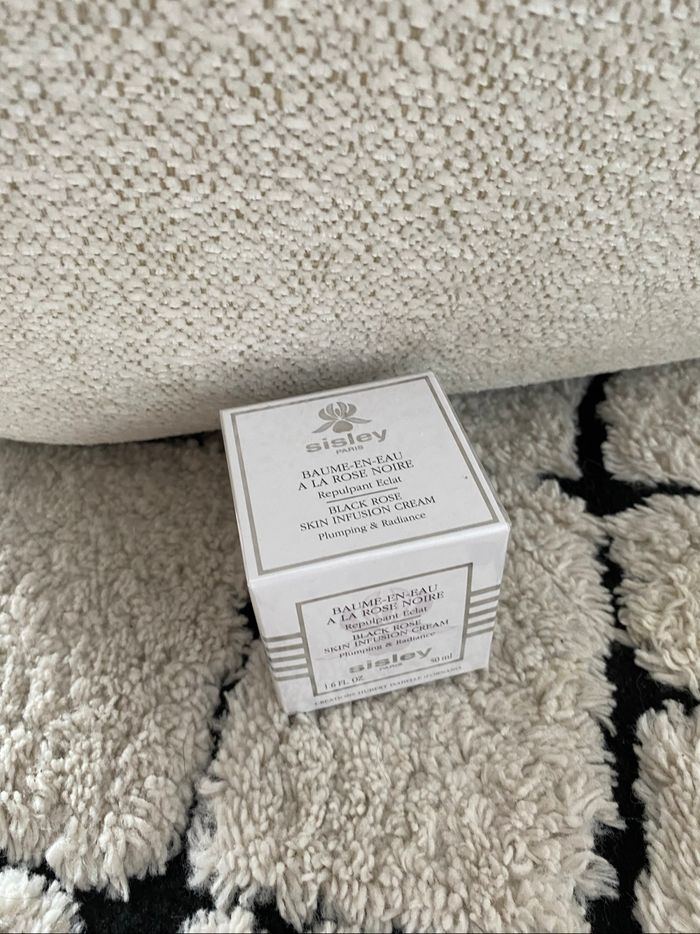 Crème Sisley - photo numéro 3