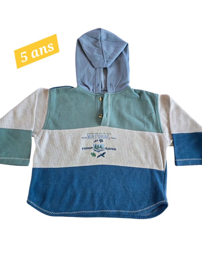 Pull a capuche 5 ans "Babys'Line"