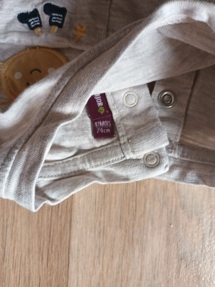 T-shirt 12 mois - photo numéro 2