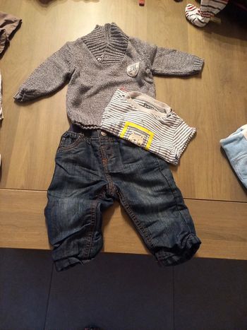 Ensemble jean/pull 6 mois