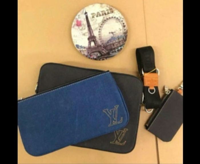 Sacoche LV - photo numéro 5
