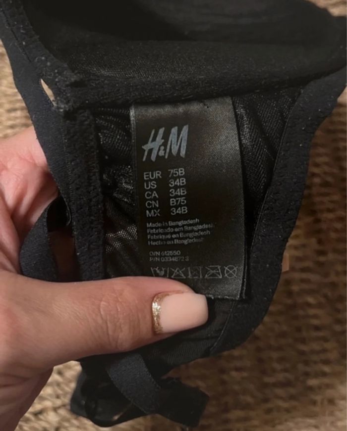 Pyjama bleu + 3 soutifs - photo numéro 13