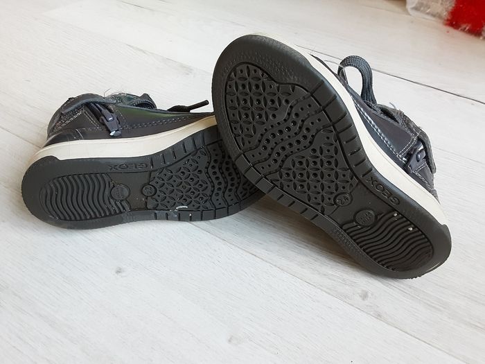 Chaussures fille montantes grises Géox pointure 24 - photo numéro 5