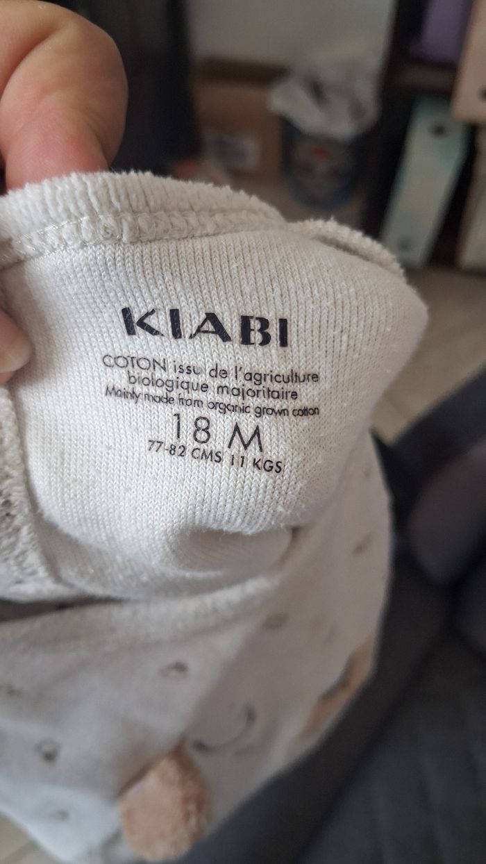 Lot pyjamas 18 mois 2 - photo numéro 7