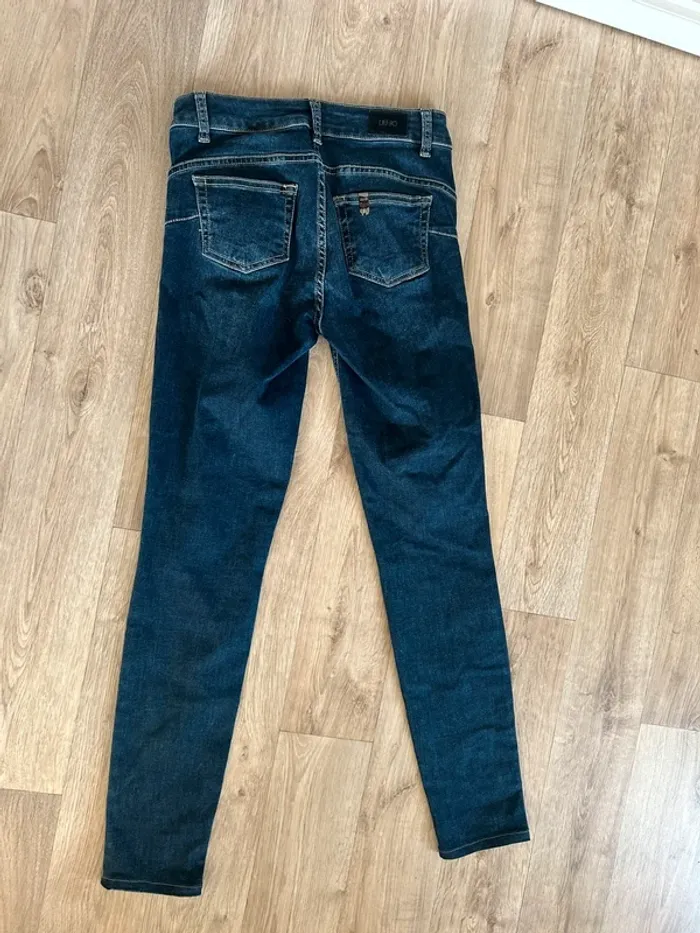 Liu jo jean bleu brut, strass sur poche femme, taille Fr 36 / us 26 - photo numéro 5