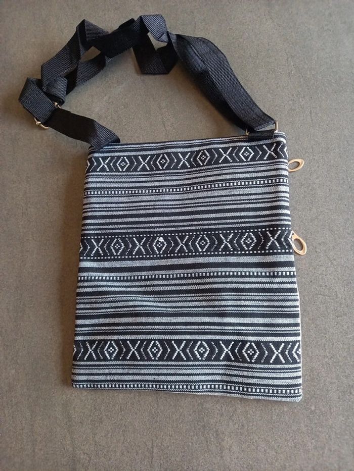 Pochette Bandoulière motif cheval - photo numéro 6