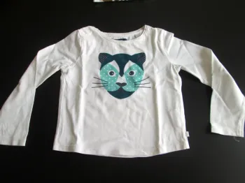 tee shirt