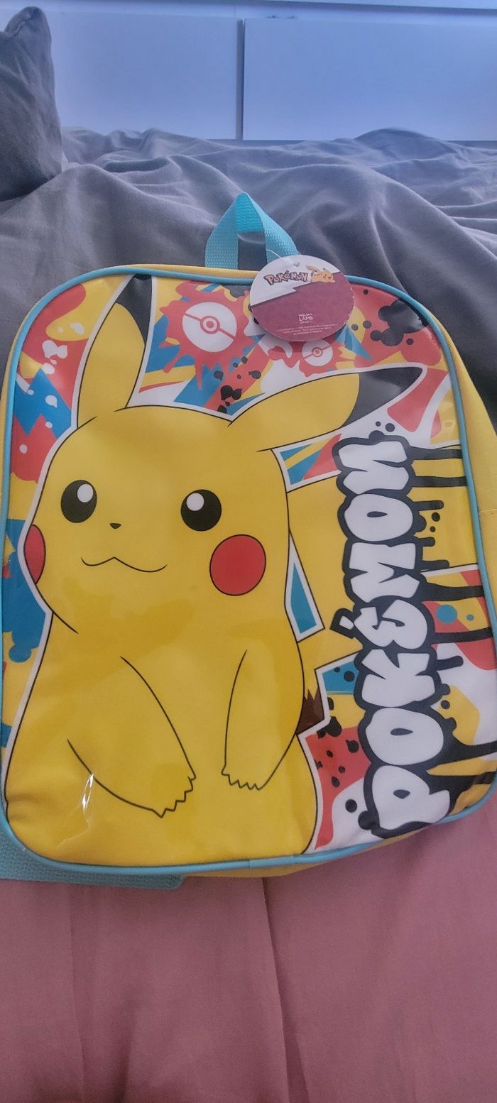 Sac a dos pikachu neuf
