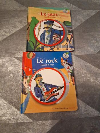 Lot de 2 livres avec cd découverte musique du monde