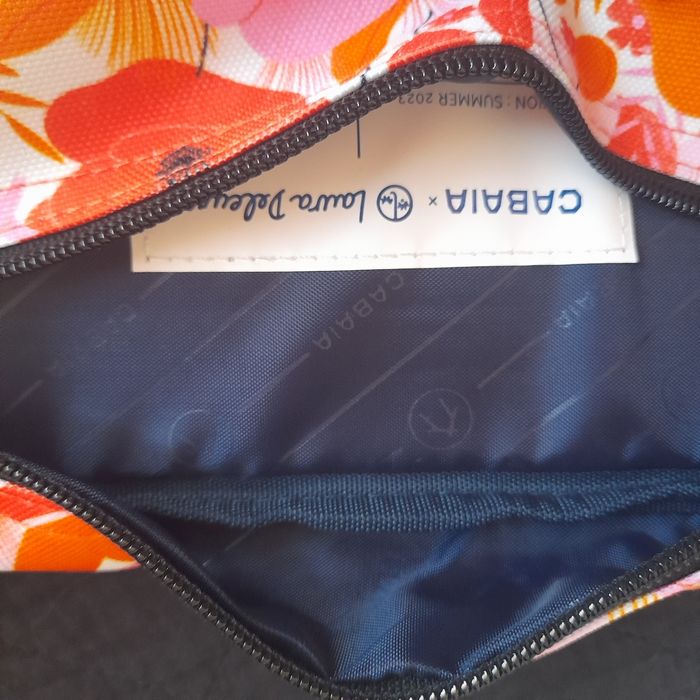 Lot de 2 pochettes Cabaïa neuves avec étiquettes. Numérotées
Laura deleuze et Barthélémy lanzini.
Pochon de lavande - photo numéro 6