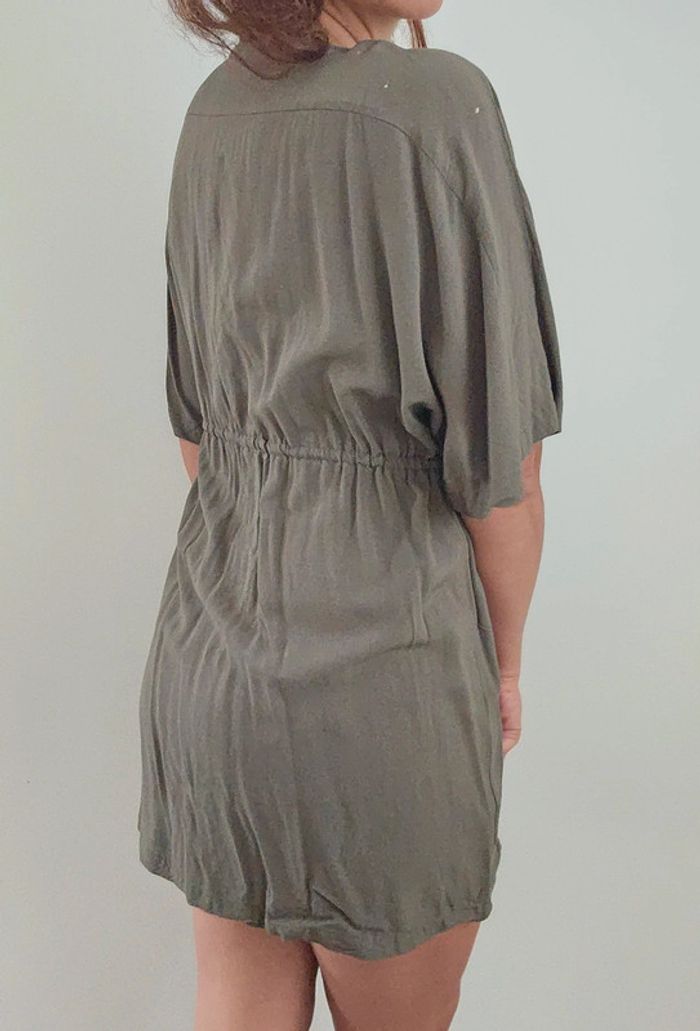 Robe kaki - photo numéro 4