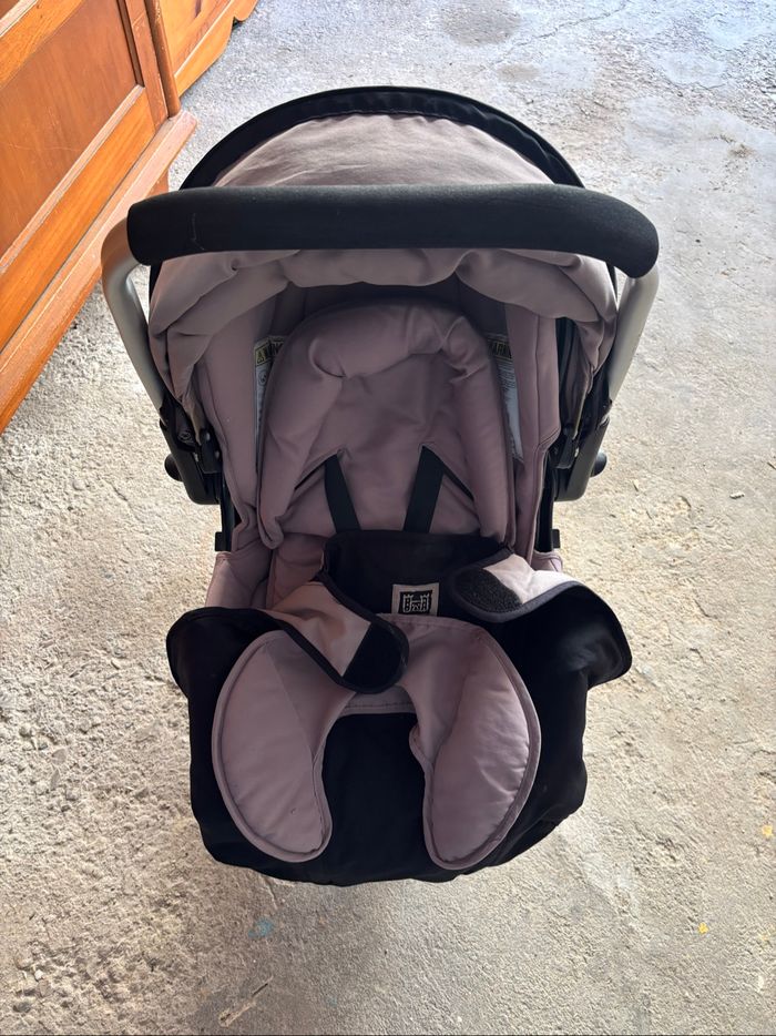 Siège auto cosy bébé 0-9 kg