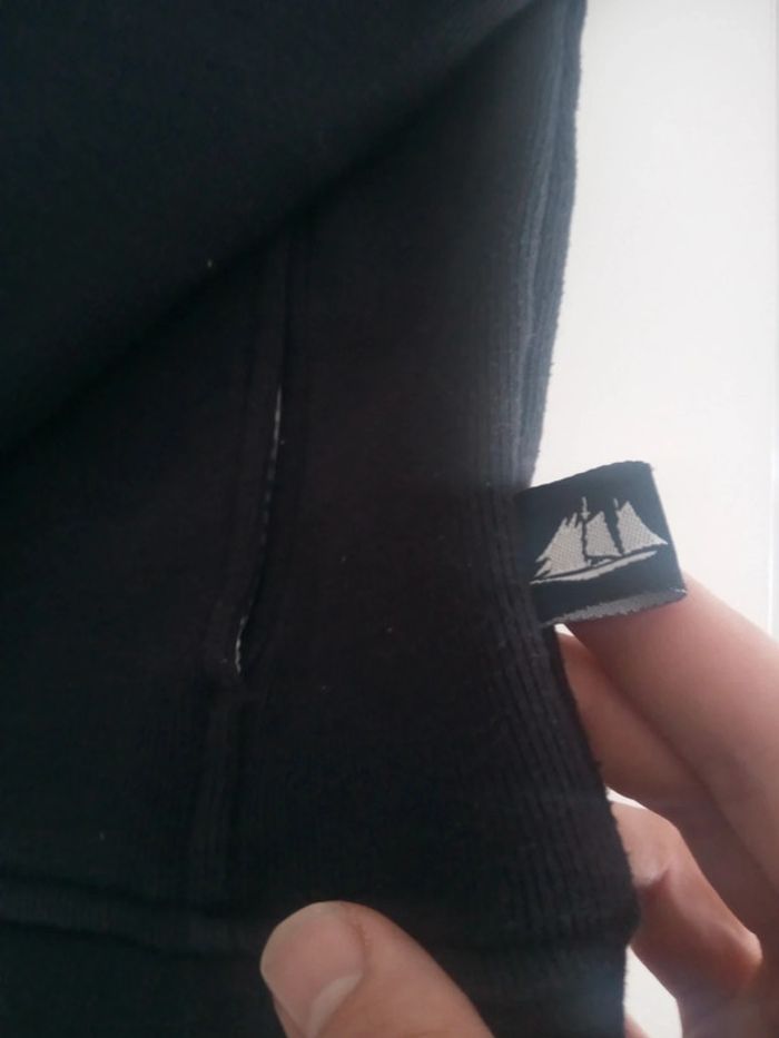 Pull hublot - photo numéro 4
