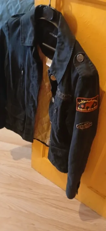 Blouson noir