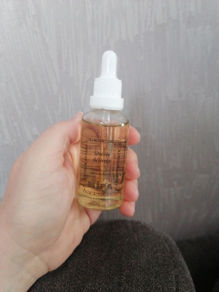 Huile démaquillante neuve Mira 50ml