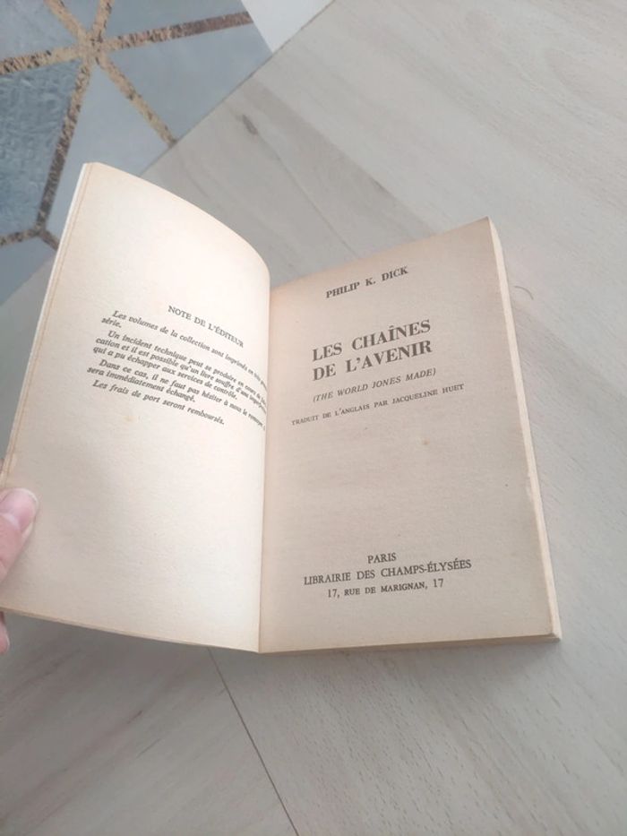 Livre poche le masque science fiction les chaînes de l'avenir Philip K. Dick - photo numéro 7