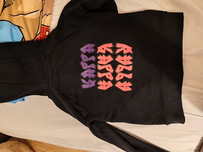 Veste noire à capuche - photo numéro 2