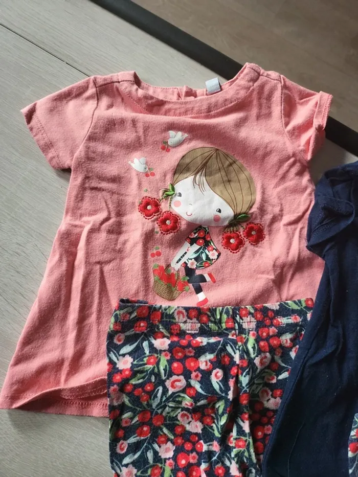 2 ensemble t-shirt+ legging 6 mois - photo numéro 2