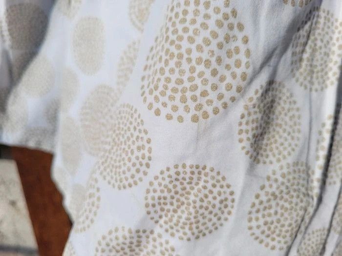 Superbe robe de cérémonie vertbaudet blanche à motifs dorés pailletés, dos nu, 8 ans - photo numéro 8