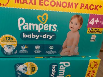 Lot de 2 couche Pampers baby dray t4+